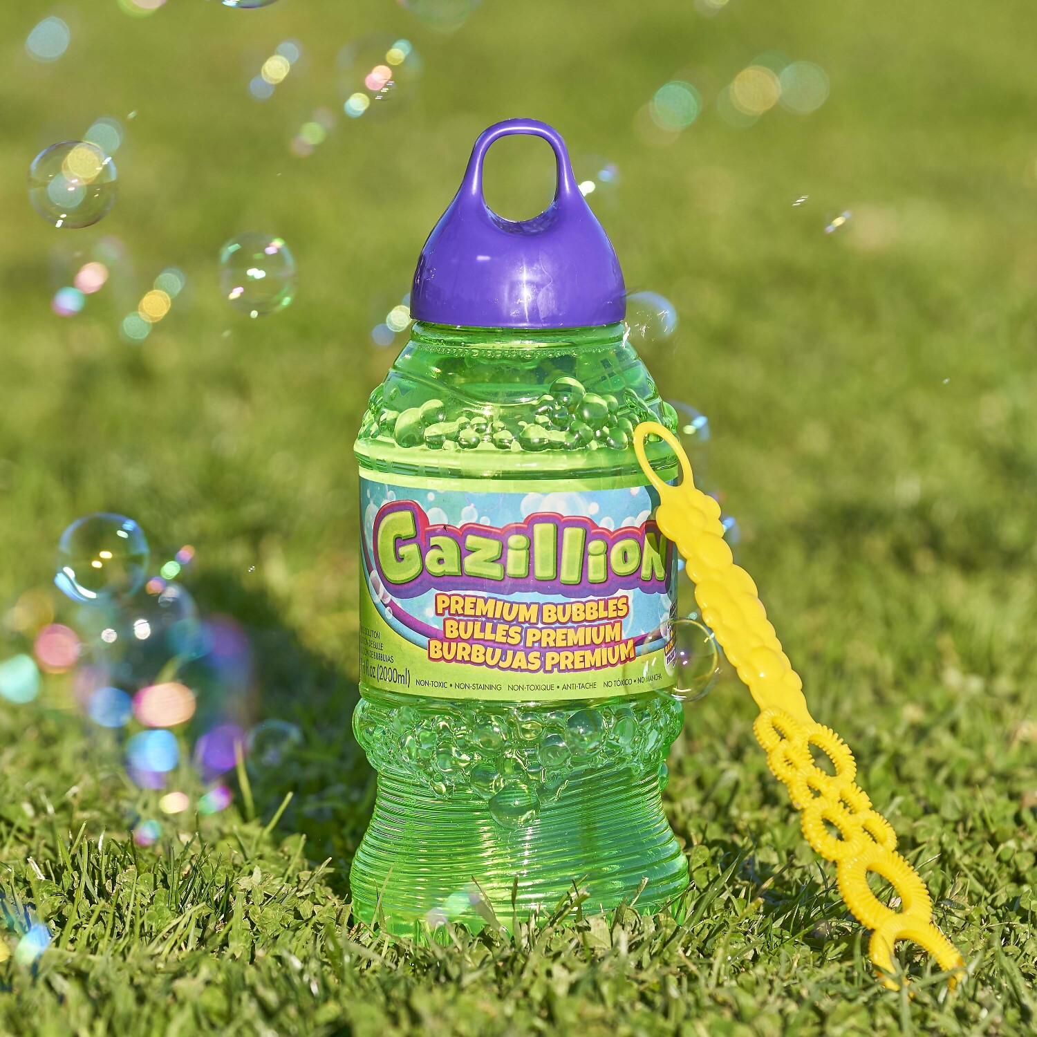 Gazillion Bubbles - Green Bubble Solution 2Ltr