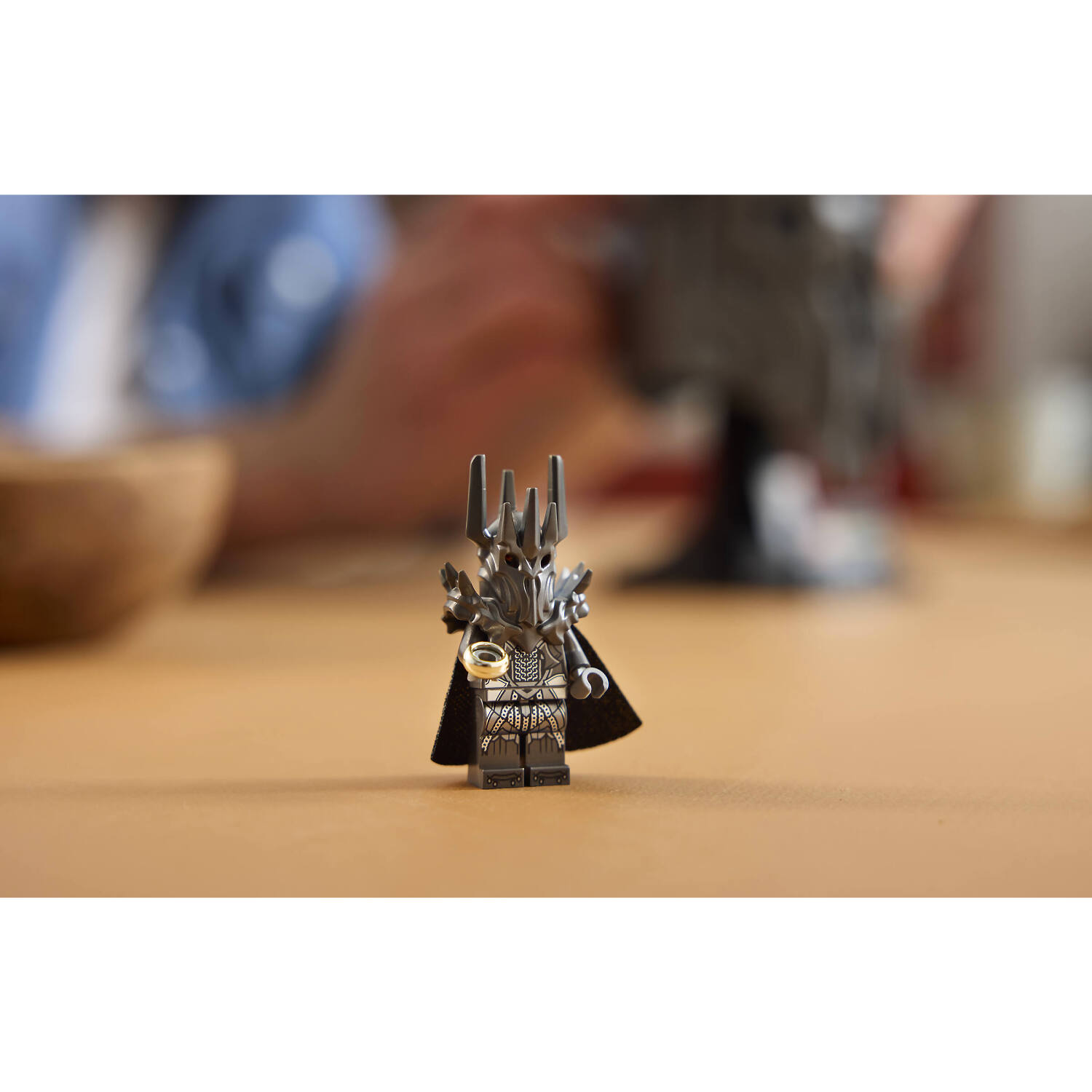 LEGO 11373 The Lord of the Rings: Sauron's Helmet - Icons - Image 10