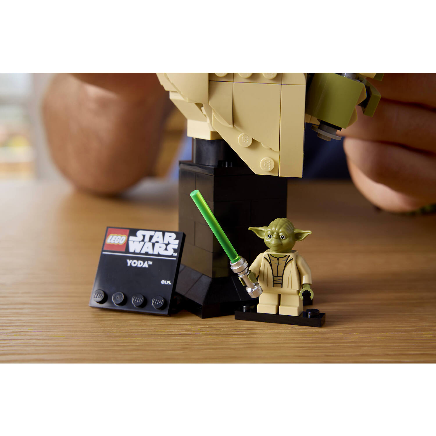 LEGO 75438 Yoda™ Bust - Star Wars - Image 8