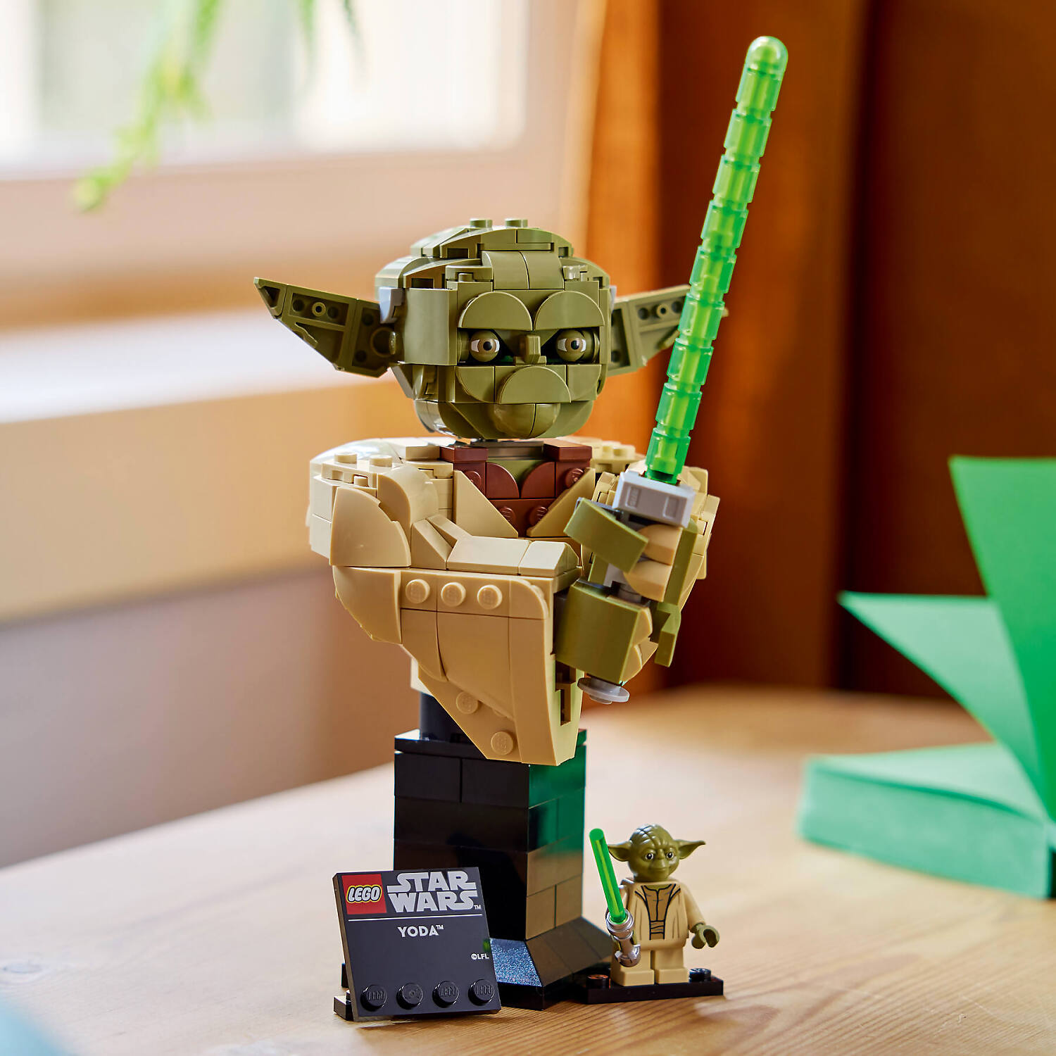 LEGO 75438 Yoda™ Bust - Star Wars - Image 10