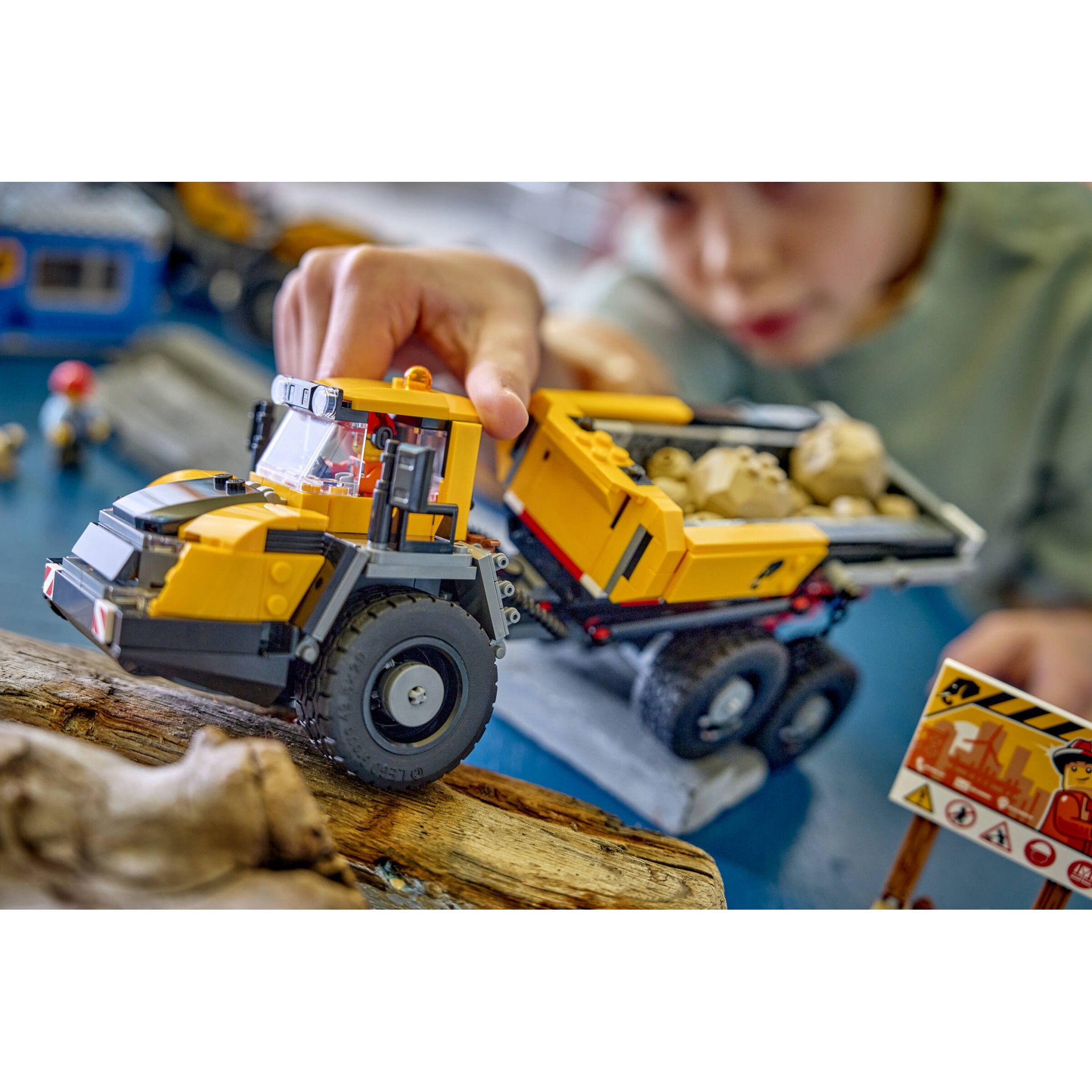 LEGO 60494 Dump Truck & Front End Loader - City - Image 9
